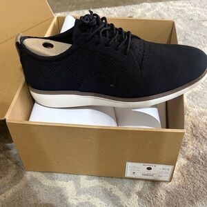 Rothy's Men's black Sneakers BRAND NEW